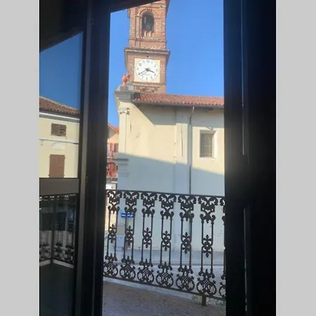 Accogliente Appartamento, Centro Storico, Leini' Daire *